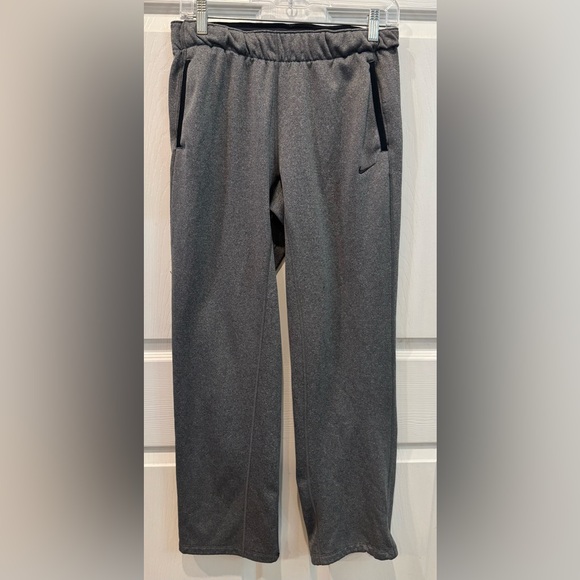 Nike Pants Women’s Size Small Gray Sweatpants Athleisure Athletic Running - Picture 1 of 10